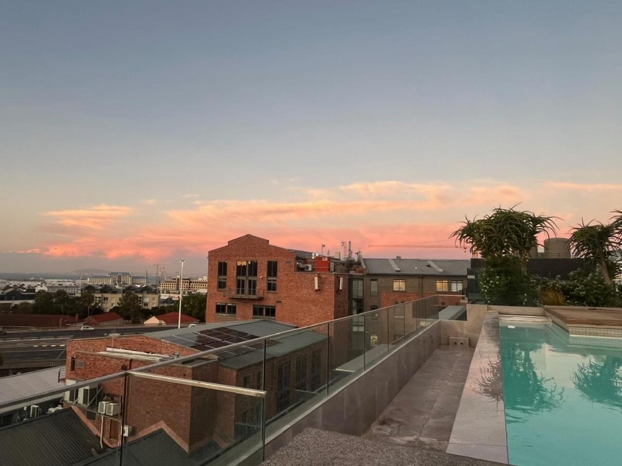 Modern Apartment In The Docklands, De Waterkant, Cape Town Stunning Views, Gorgeous Pool Deck Luaran gambar
