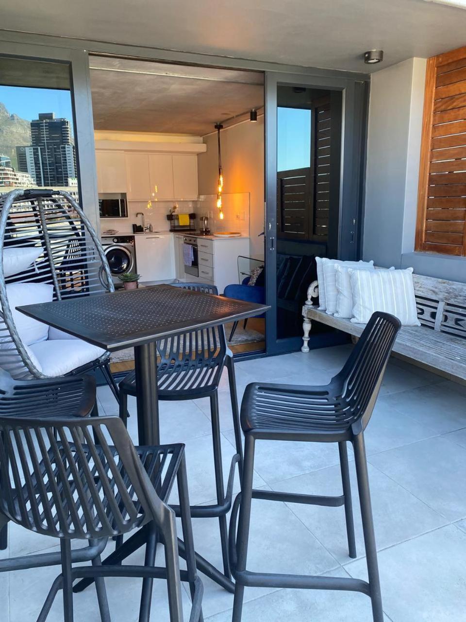Modern Apartment In The Docklands, De Waterkant, Cape Town Stunning Views, Gorgeous Pool Deck Luaran gambar